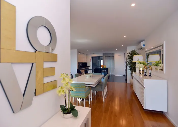 Sec Xxi 12 - 3 Bed Flat 아파트 *