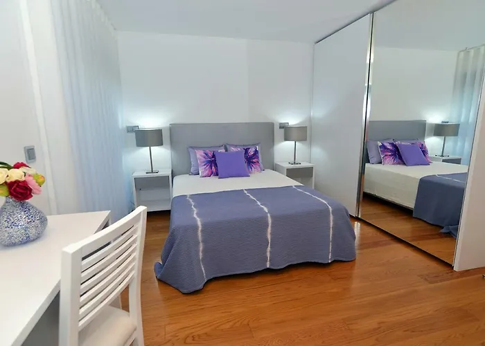 Sec Xxi 12 - 3 Bed Flat 아파트 *