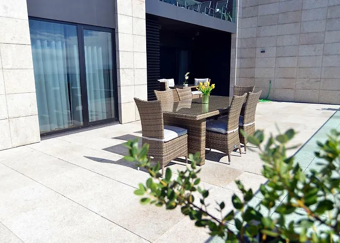 Sec Xxi 12 - 3 Bed Flat 푼샬