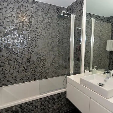 Sec Xxi 12 - 3 Bed Flat * Funchal (Madeira)